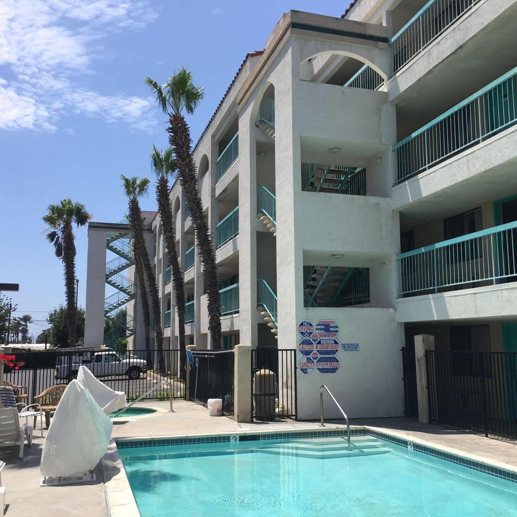Days Inn By Wyndham Chula Vista-San Diego Exterior foto